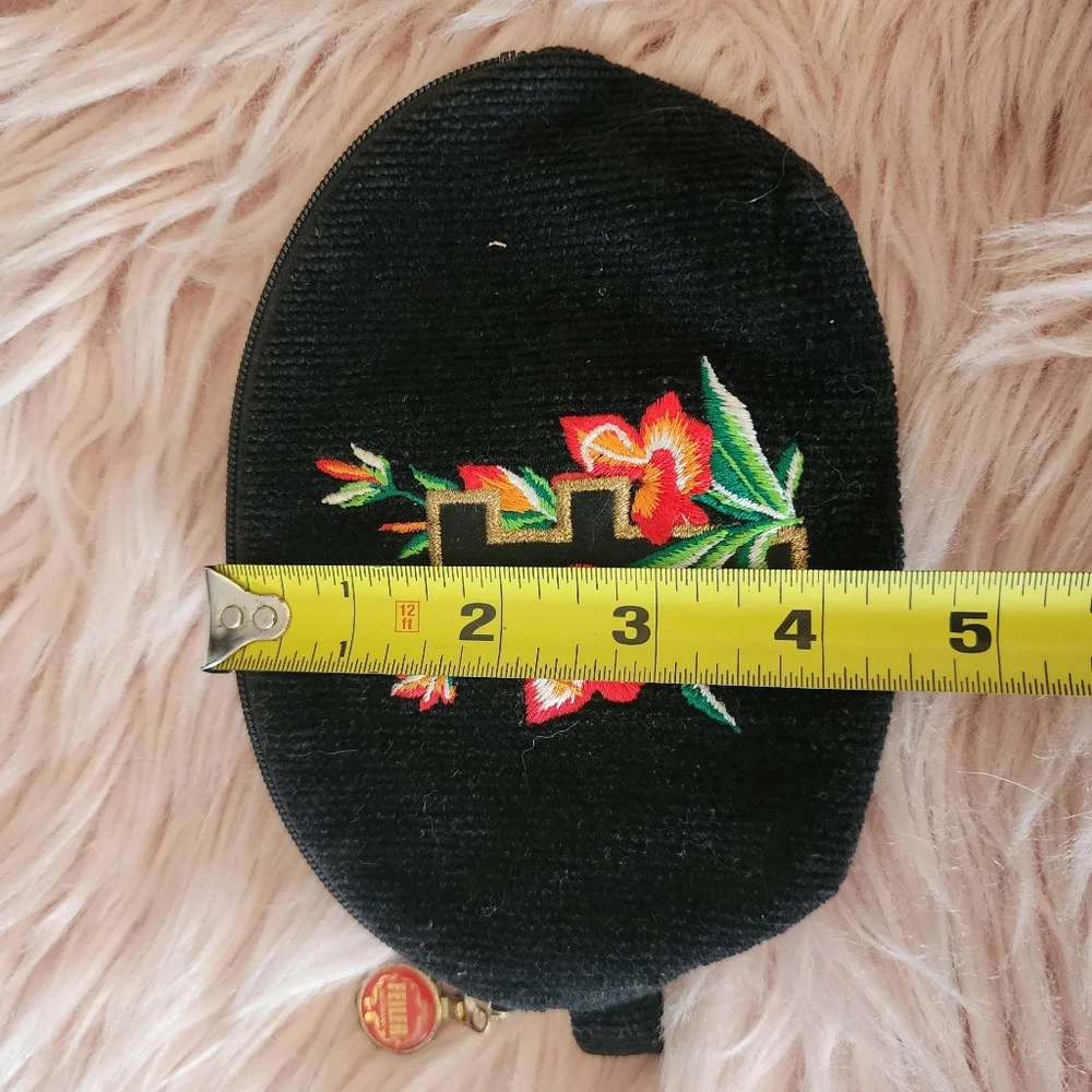 Feiler Germany Black Floral Embroidered Zipper Pouch